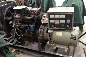 ���ֿ���˹���ͷ���������